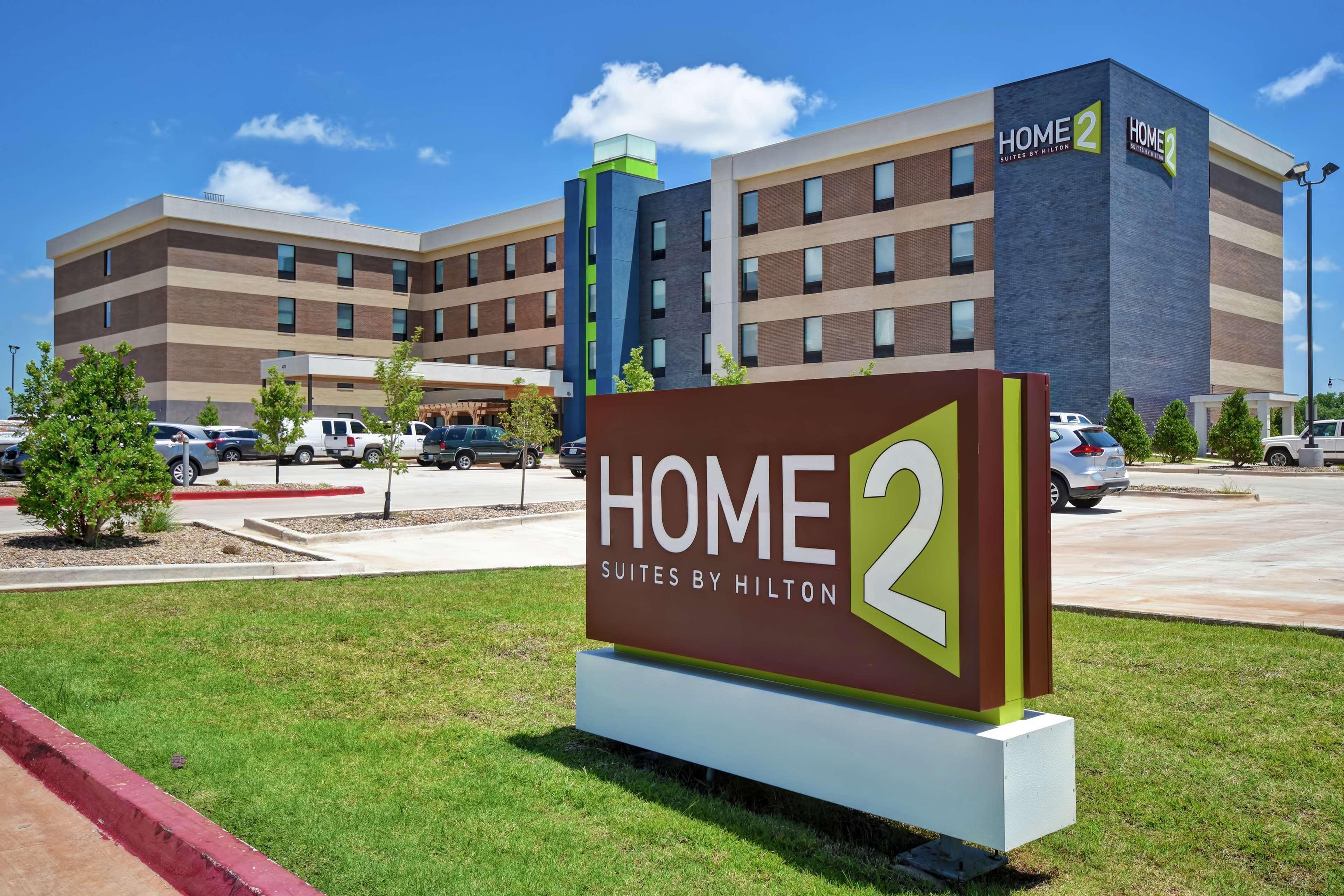 Home2 Suites By Hilton Oklahoma City Airport Екстер'єр фото